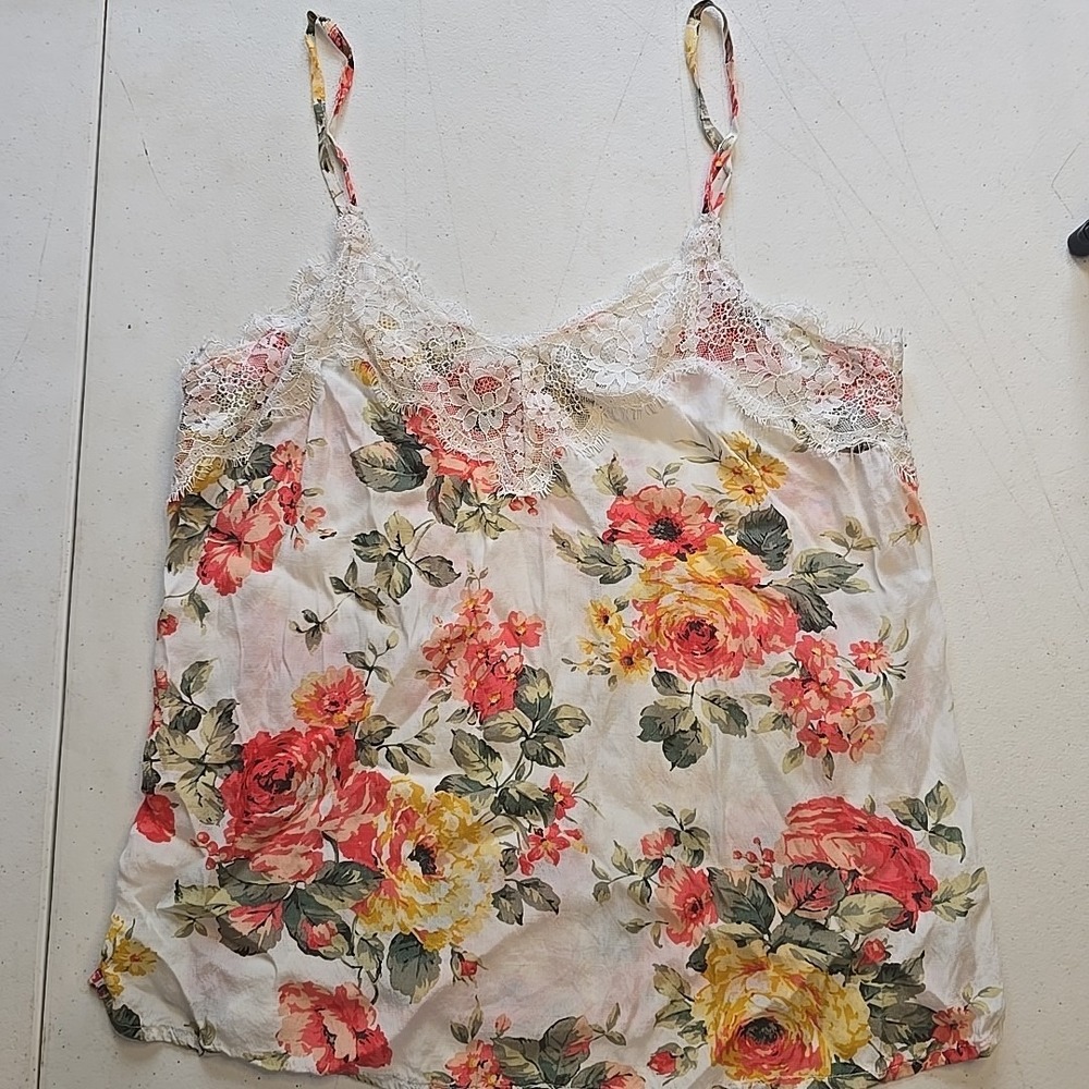 Abercrombie & Fitch Floral Lace Trim Tank RomCom Core Size Medium White Coral